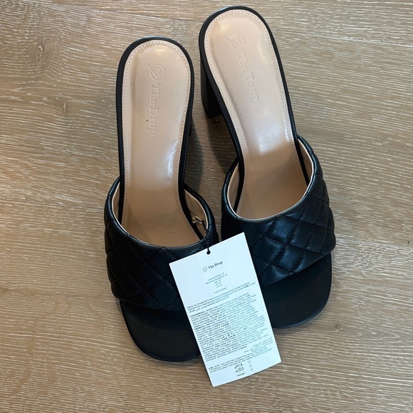 NWT Women's Black Quilted Slide Sandals 10 - Picture 1 of 6
